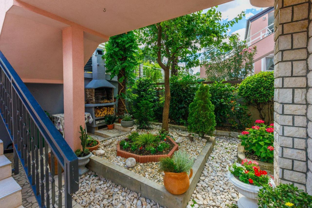 Apartments Hana Crikvenica Exterior foto